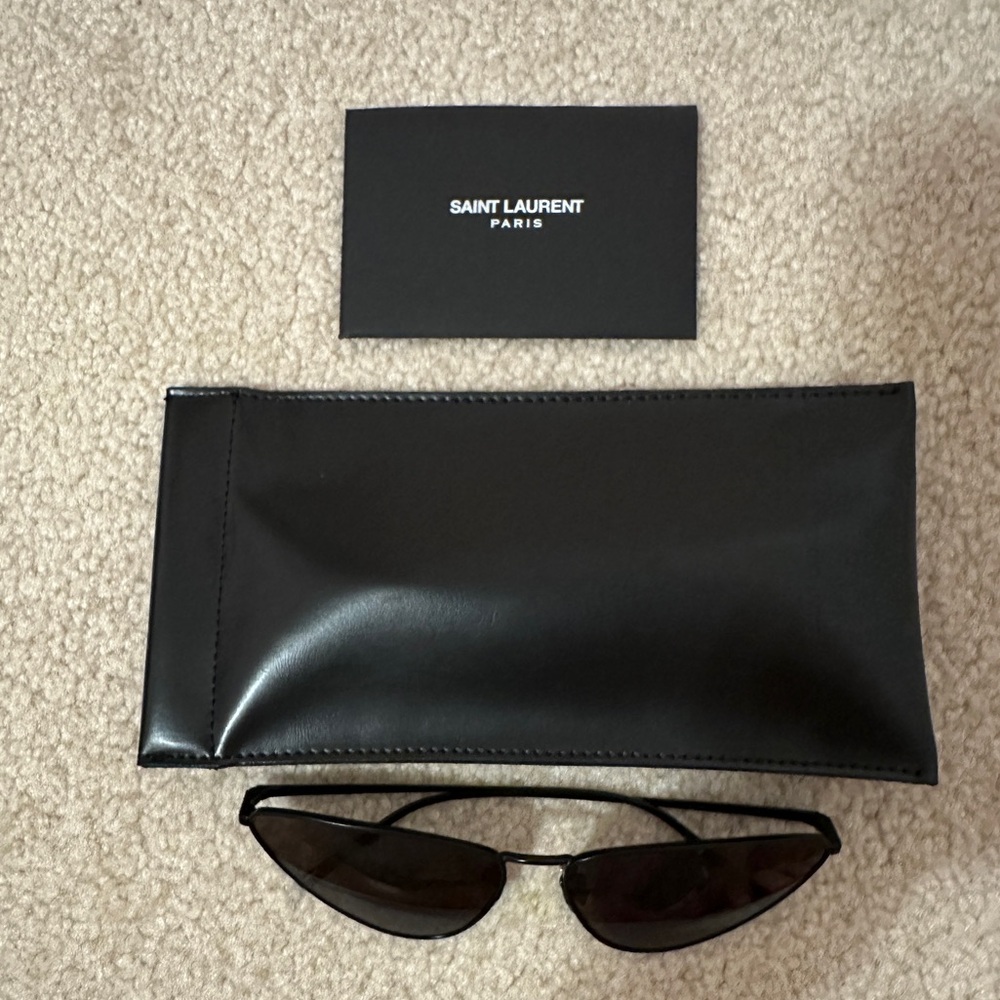 Yves Saint Laurent Black Sunglasses - Picture 2 of 4